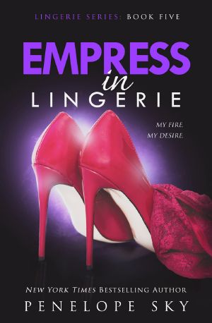 [Lingerie 05] • Empress in Lingerie